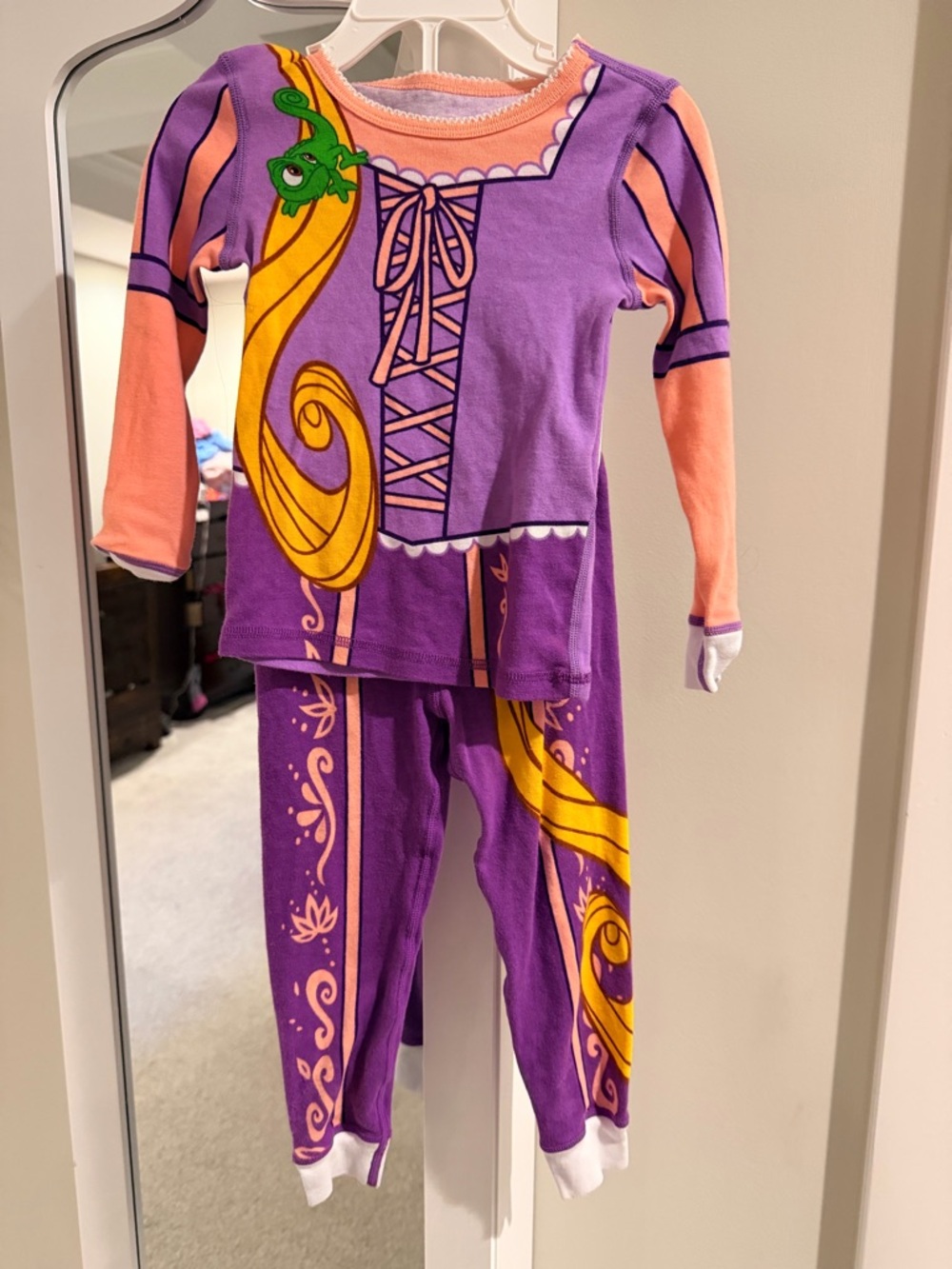 Girls Purple & Peach Rapunzel-Themed Pajama Set